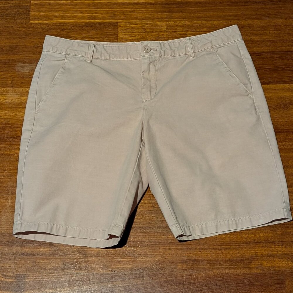 GAP Ladies Dusty Pink Classic Fit Shorts-100% Cotton-Size 8-Good Condition